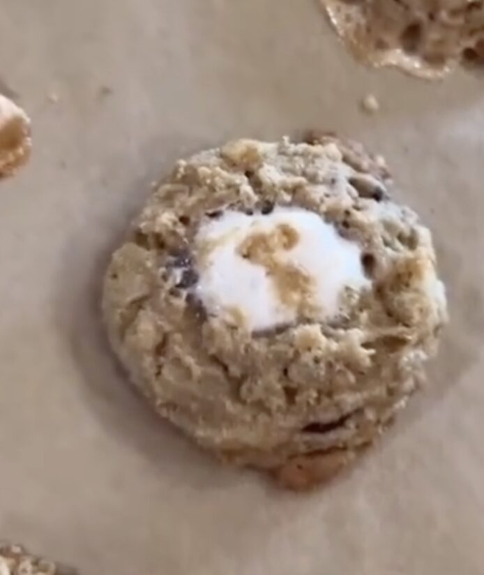 marshmallow cookies